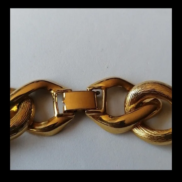 TREND 2026 Vintage Unsigned Necklace Gold Chunky Chain Oval Links Statement - Picture 7 of 11